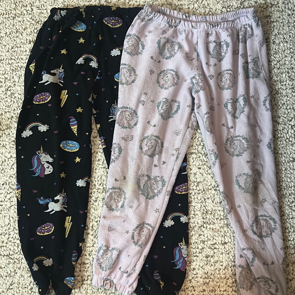 2 pairs of girls chaser sweat pants
